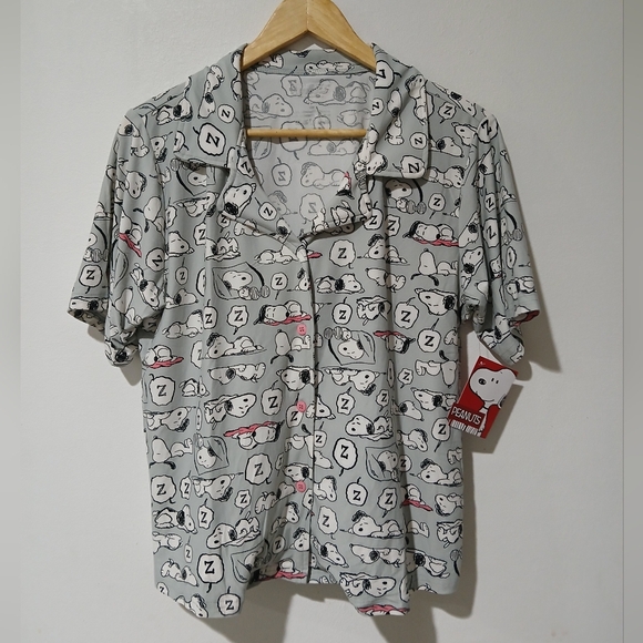 Peanuts Snoopy Women’s gray Pajama Set Size: L (NEW) - Picture 2 of 9